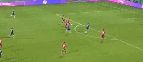 1629933362719074039.gif 拜仁2.gif